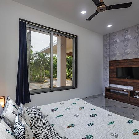 Saffronstays Odyssey, Karjat - 10 Acres Pet-Friendly Estate With Swimming Pool Chinchavli Экстерьер фото