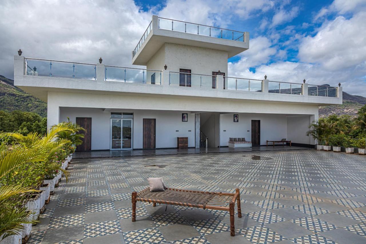 Saffronstays Odyssey, Karjat - 10 Acres Pet-Friendly Estate With Swimming Pool Chinchavli Экстерьер фото